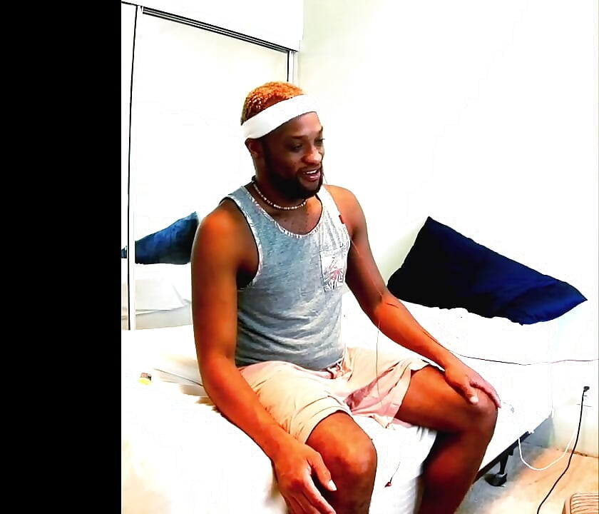 Kennie Jai Beats His Meat!