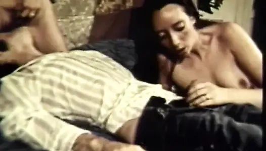 Foursome fucking pussy licking in 69 position