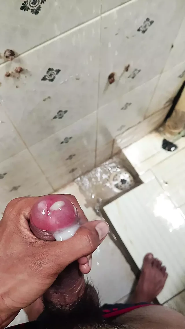 Young guy for females, Mastrubating hardcock