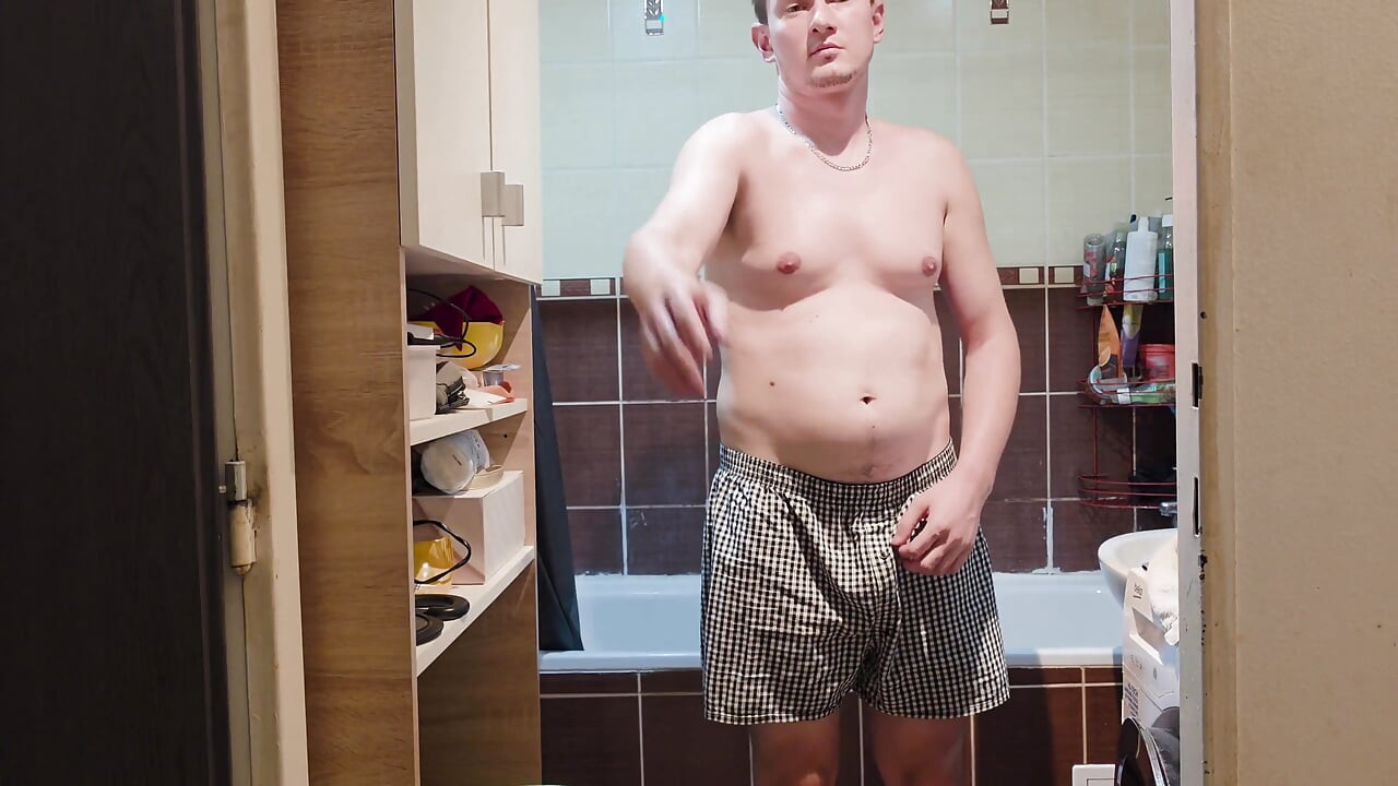 On These Hot Days, a Daily Shower Is a Must