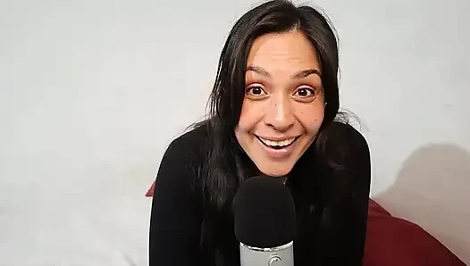 Asmr Kiss, aku menggigit dan membela telingamu