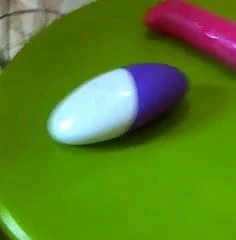 Kinky Middle East MILF gets creamy with her dildos