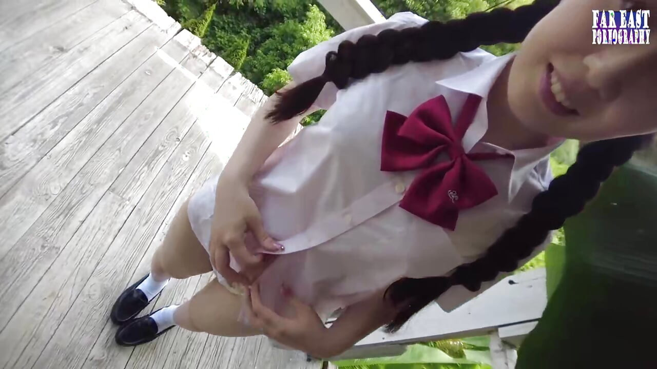 หยอกล้อนอกอาคารกับสาวงามคัพเอฟสีชมพูแช่น้ํามัน ตอน 2