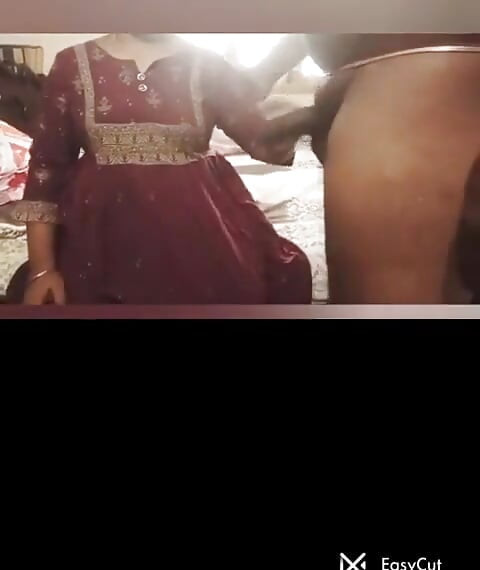 Tamil casal feliz movimento com amor