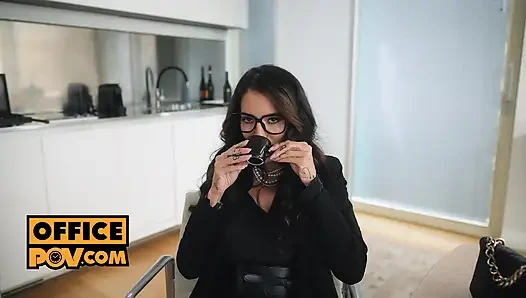 Bos cantikmu coco bae mesra-mesraan dengan kemampuanmu!