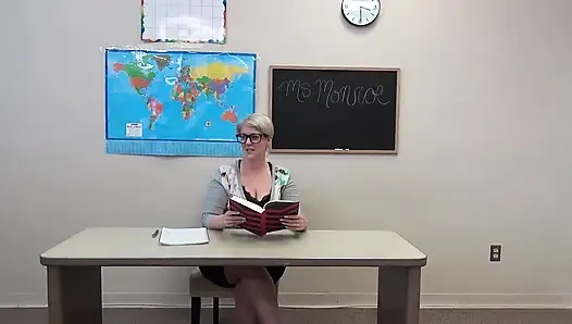 Nach dem college-masturbation, club episode 3 mit marilyn, Sasha