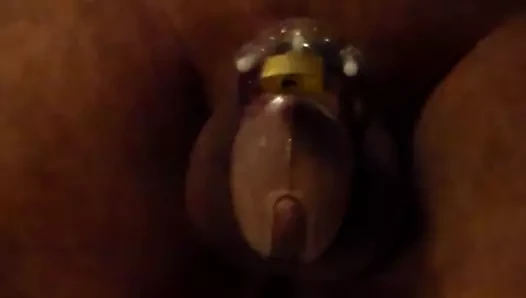 İlk hiç eller bekaret içinde boşalmak (küçük miktar)