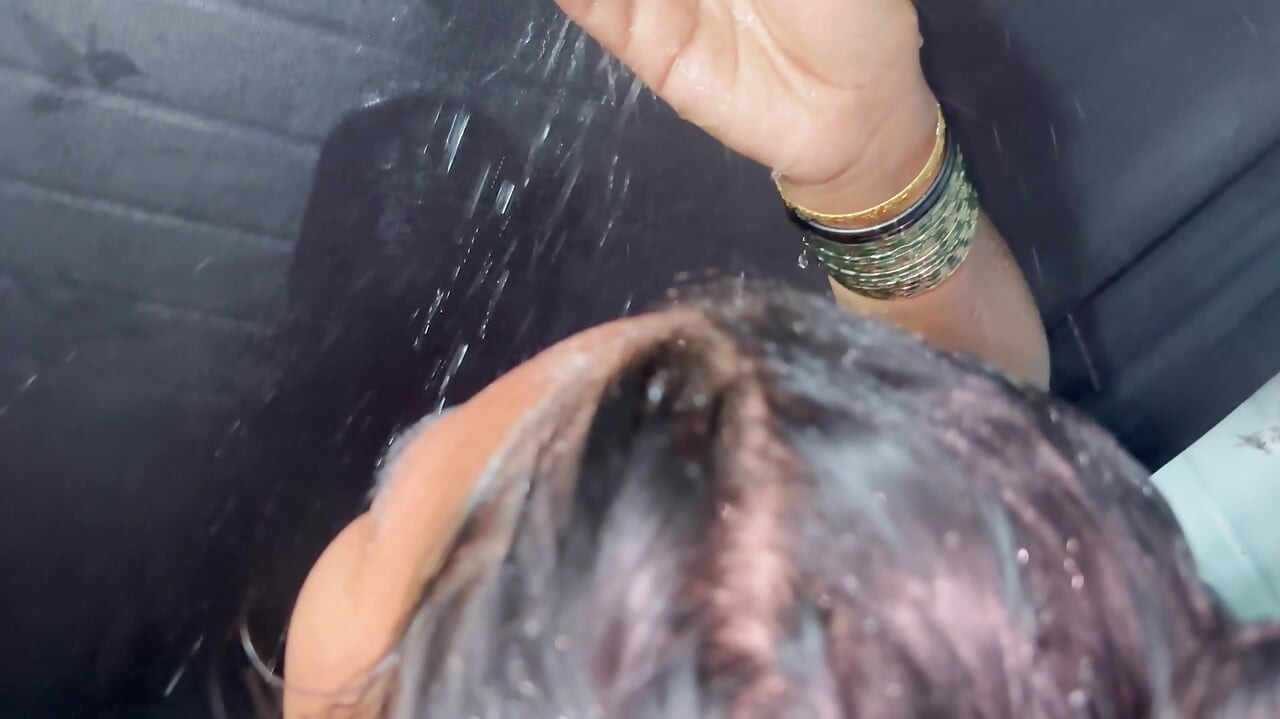 INDIAN (2th class school girl Squrting in school viral video !! Fingering !! Niked Bath in School bathroom