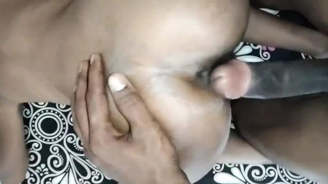Sex with husband fuck you Oil Lga K Pelne Me Maza A Gya