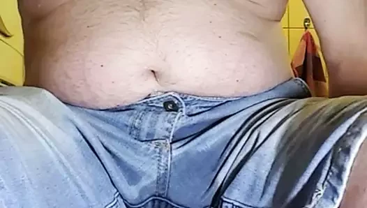 pee in jeans