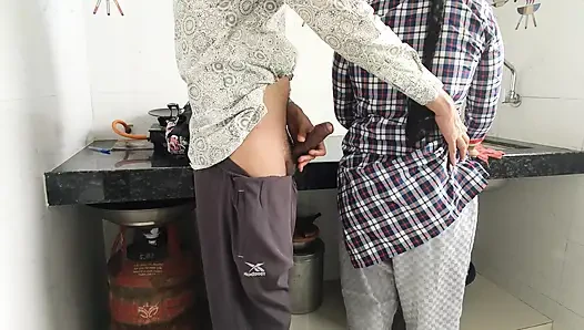 Indisches schulmädchen erstmals sexvideo