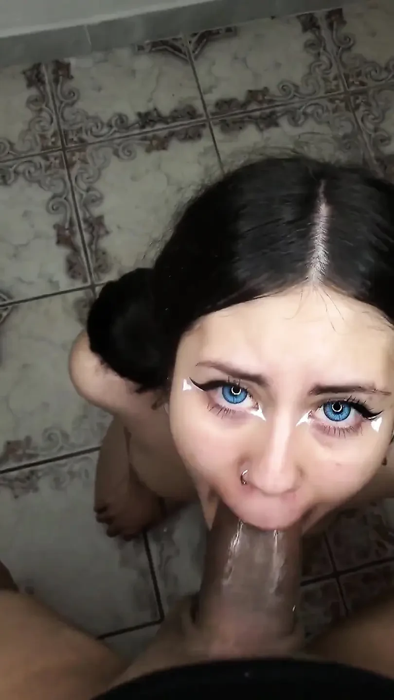POV Essa Adora Mamar Sua Piroca Quando Chega Do Servio