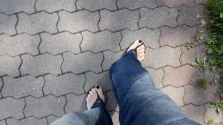 feet and flip flops