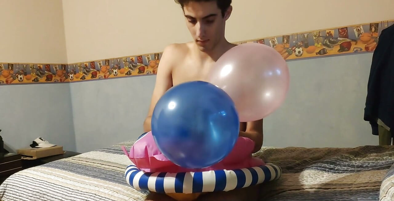 Inflatable Hippo and Ballons!