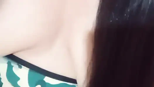 Я расскажу свою возбужденную историю в сауне с моим другом, делают ножницы и занимаются лесбийским сексом.