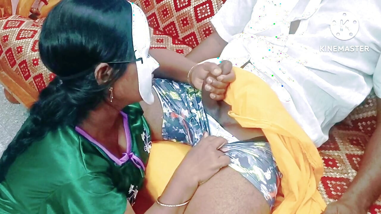 Bà nội trợ không hài lòng đã quyến rũ cha vợ và bị anh ta đụ - âm thanh tiếng Tamil đầy đủ với tiếng rên rỉ lớn