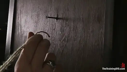 Sloane Soleil 1. gün çıkmaz esareti