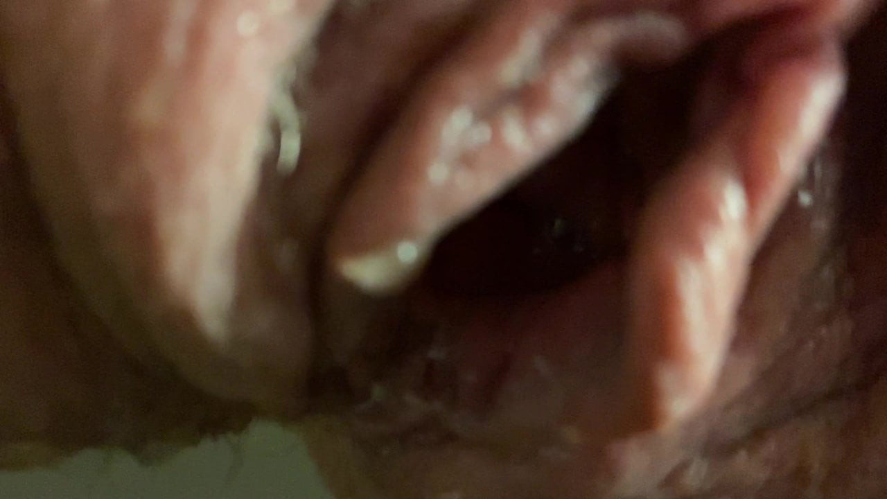 Whore Pissing