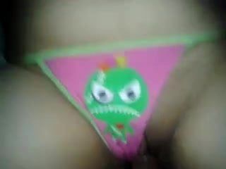 Pinky thong