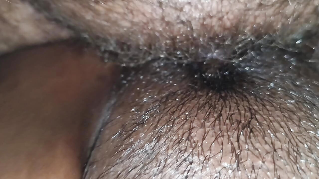 Boyfriend ne Condom Laga Ke Chod Diya