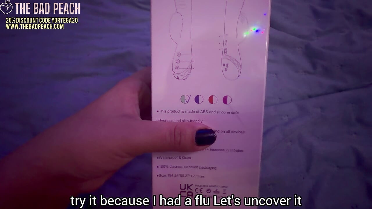 Đồ chơi mở rộng cực độ khiến âm hộ khít khao của cô ấy bùng nổ trong âm hộ