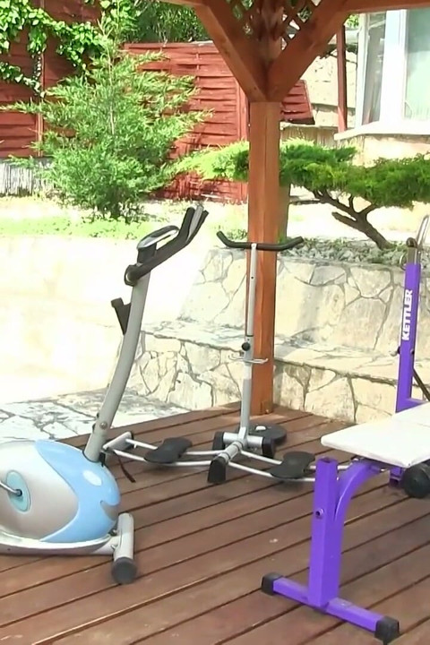 Nenhuma ação muscular esportiva vai acontecer quando uma lésbica pode queimar calorias mais rápido
