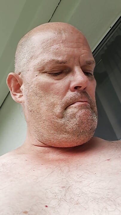 Balcony Games of a Slut
