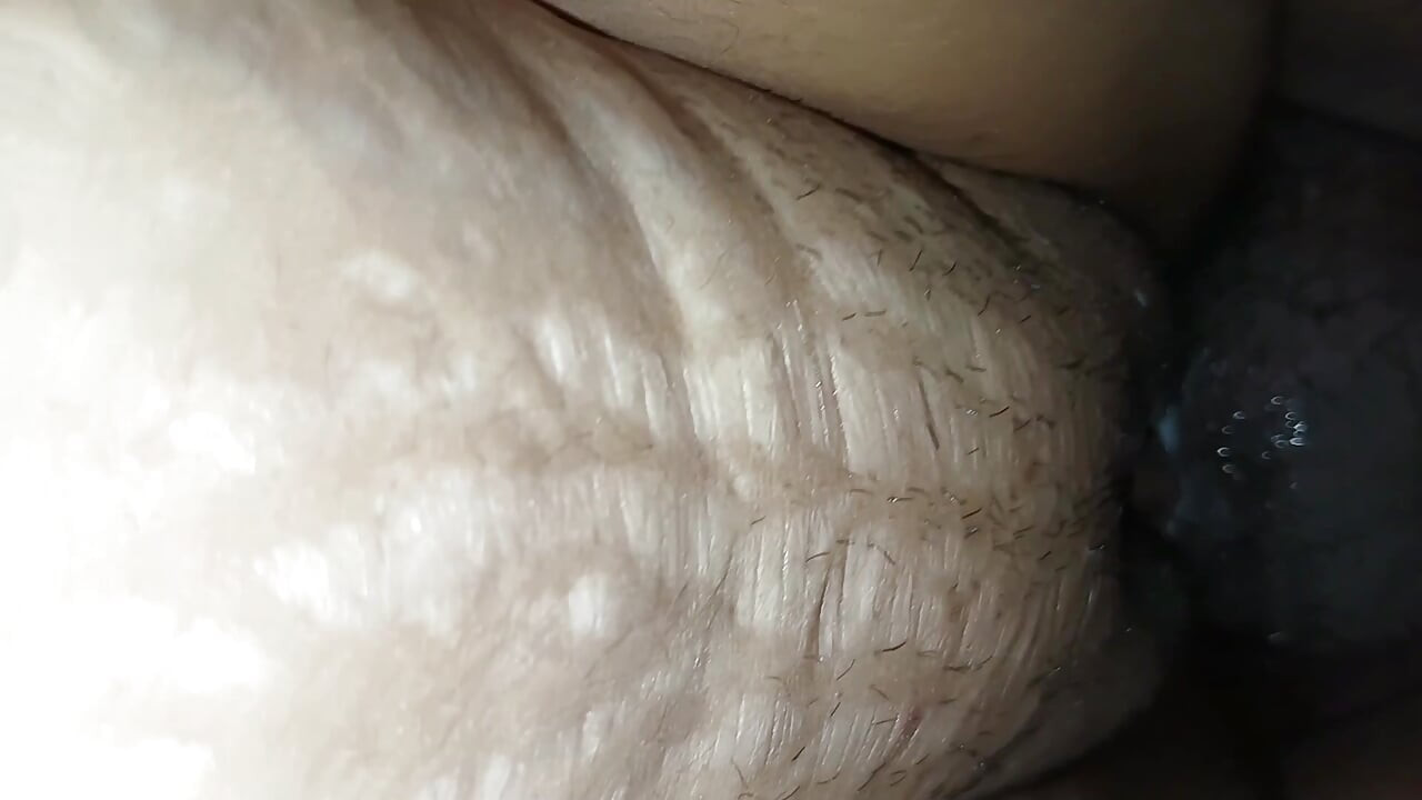 I Caught My Half Stepsister on the Bed Without Panties