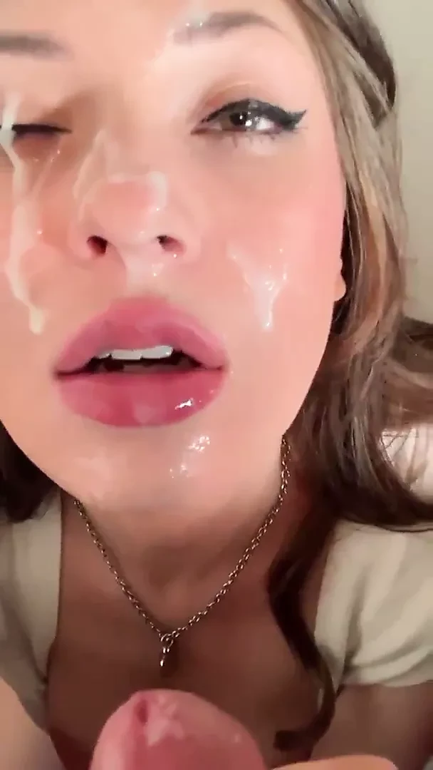 cum spray her face