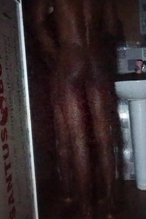 أول ليلة لي مع فتاة ذات مؤخرة كبيرة