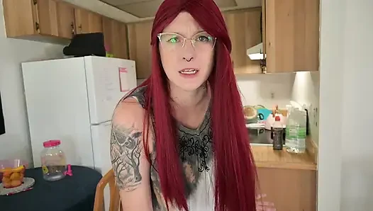 Üvey anne: erkek delisi unleashed