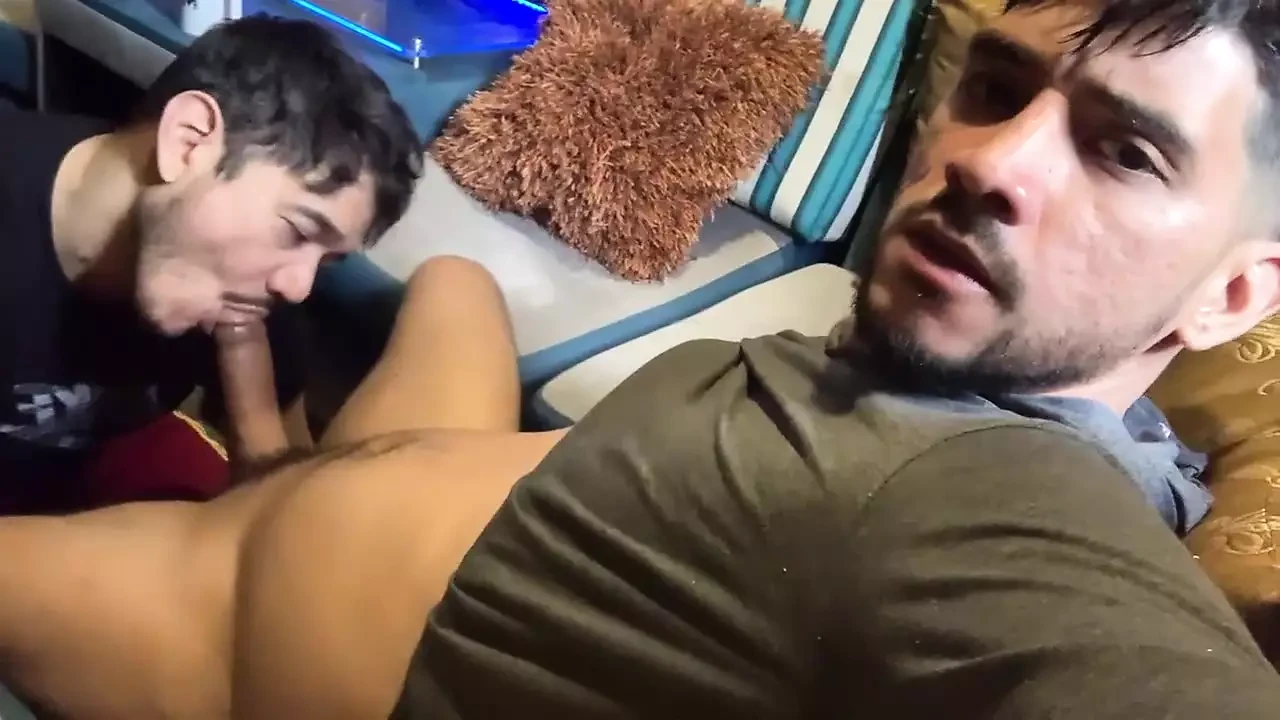 Hung Str8 Élvezze a délutáni fejet