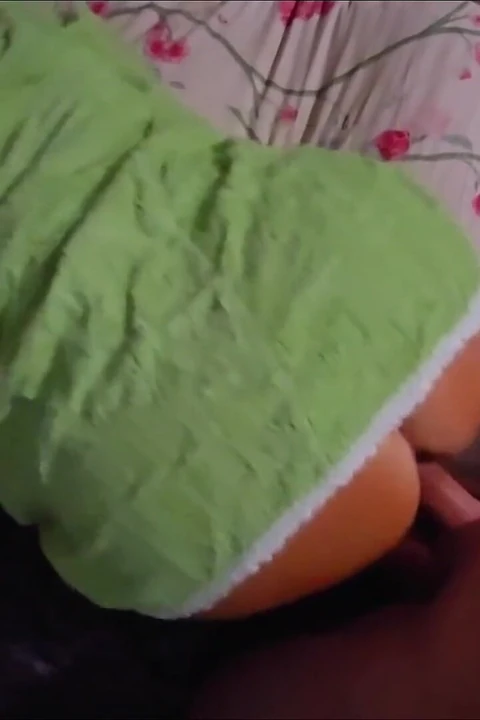 Nevlastní syn má péro uvolněné od sperma macechy POV.