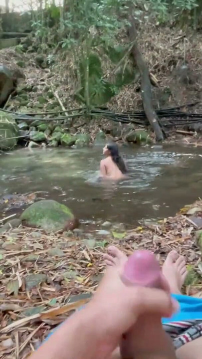 My shy stepsister bathes in the river, while she watches her I masturbate until I end up fucking her delicious ass | Clip 1