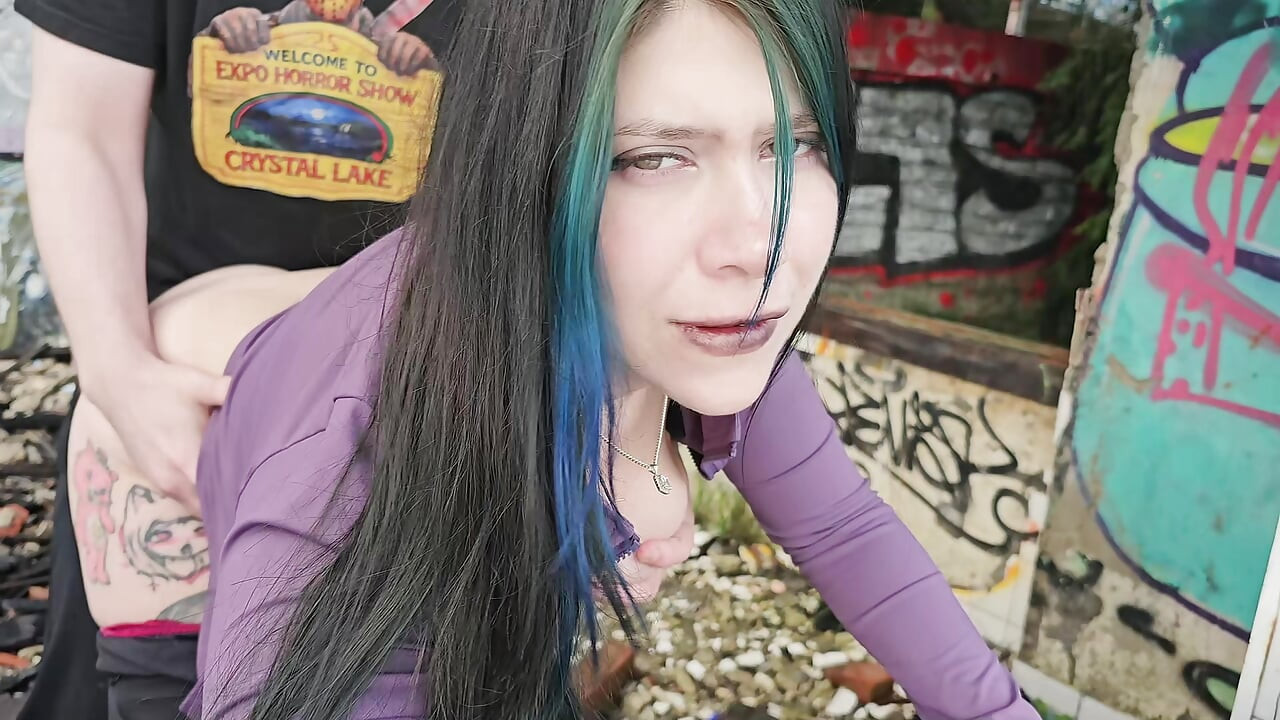 Big ass goth gets fucked in an abandoned hotel - public