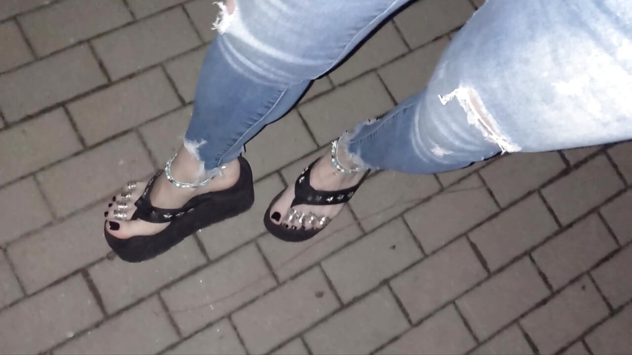 I'm cumming in the street again - lot of cum