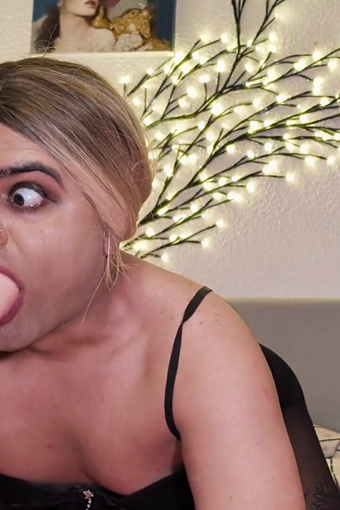 Messy Sissy Puppy Training Fuck Machine Deepthroat, Spit Drinking & Solo Anal