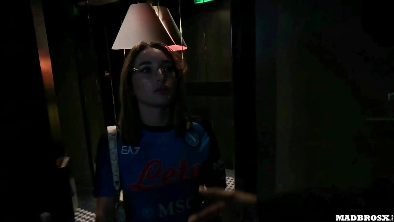 An Italian Fan From Napoli Cheats On Her Boyfriend And Agrees To Get Her Ass Pounded To Apologize !!!