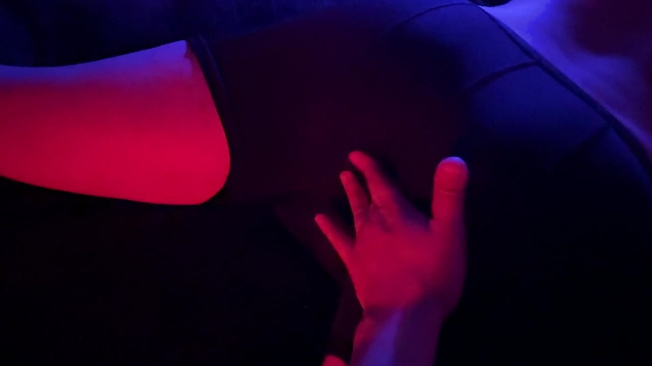 Girl dominates her boyfriend by masturbating him and making his ass for the first time