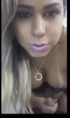 Gorgeous Brazilian tgirl jerking off her big penis - part I
