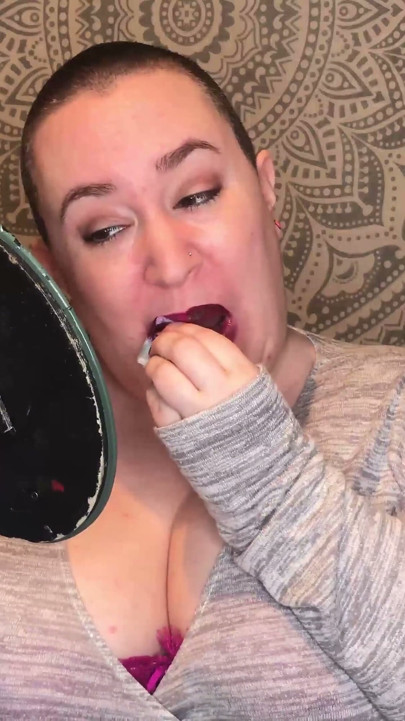 Changing Lipstick JOI