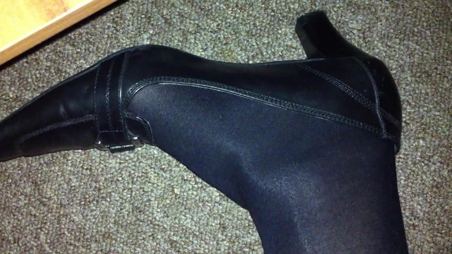 Cum on Heels 2