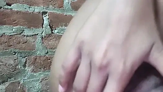 Heiße indische desi-paar private romantik