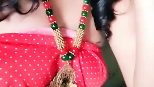 Сексуальное видео черной киски дези бхабхи