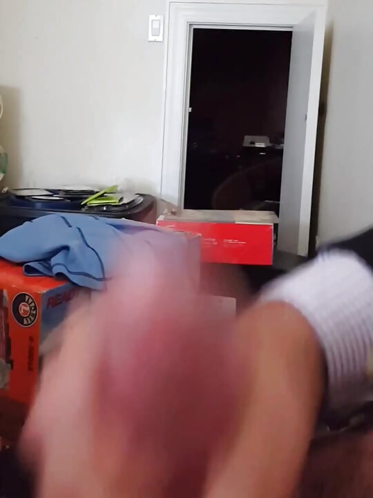 STR8 GUY SOLO MULTI CUMSHOT CUMPILATION
