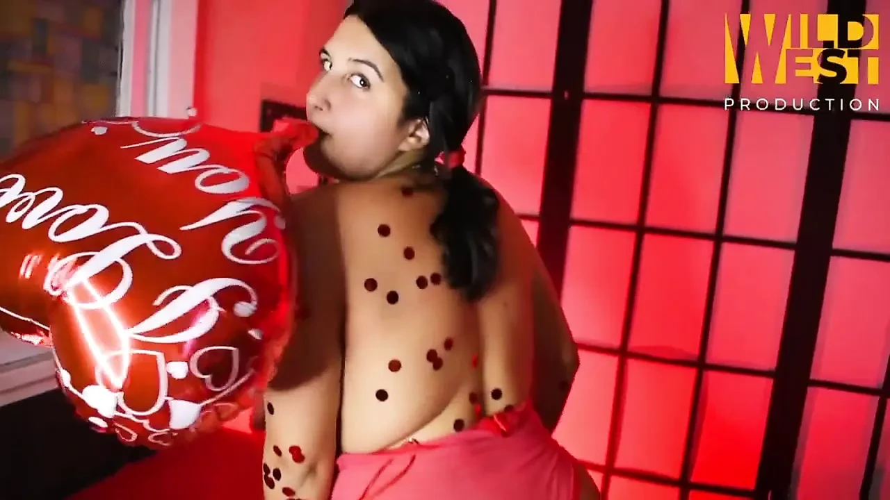 Make My Valentines Date Cum on My Balloon