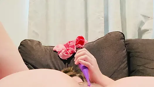 PAWG uses pinpoint vibrator