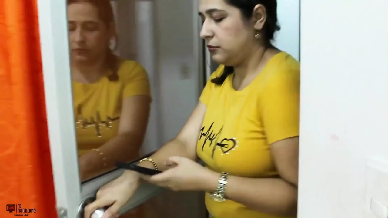 My Horny Friend Fucked Her Pussy Good in Exchange for a Favor-porn in Spanish