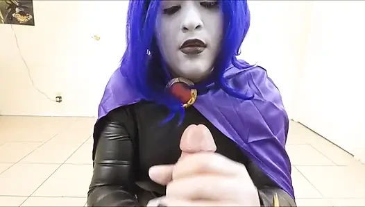 Raven sulu bir yarağı emiyor