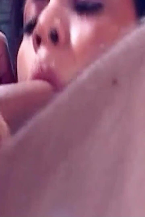 Tranny Fucks Threesome Guys Until Cumshot in the Ass